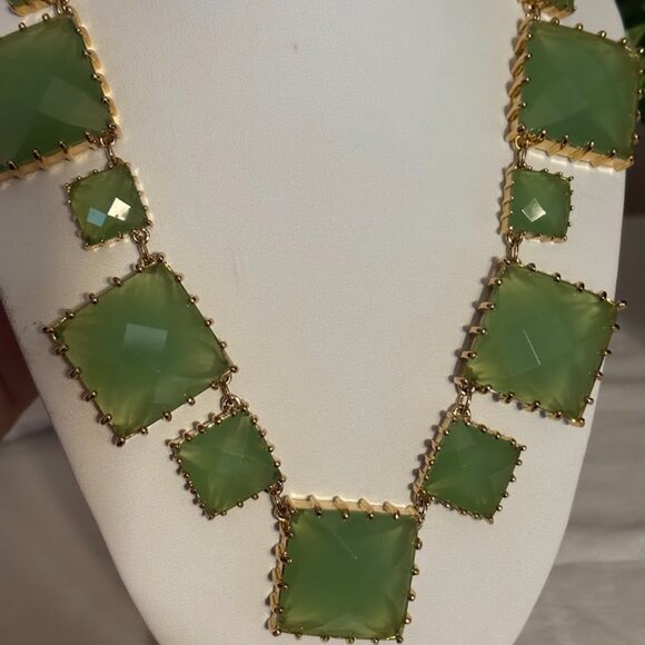 kate spade Jewelry - NWT KATE SPADE Green Color Necklace (30") in Gold Tone with KS pouch